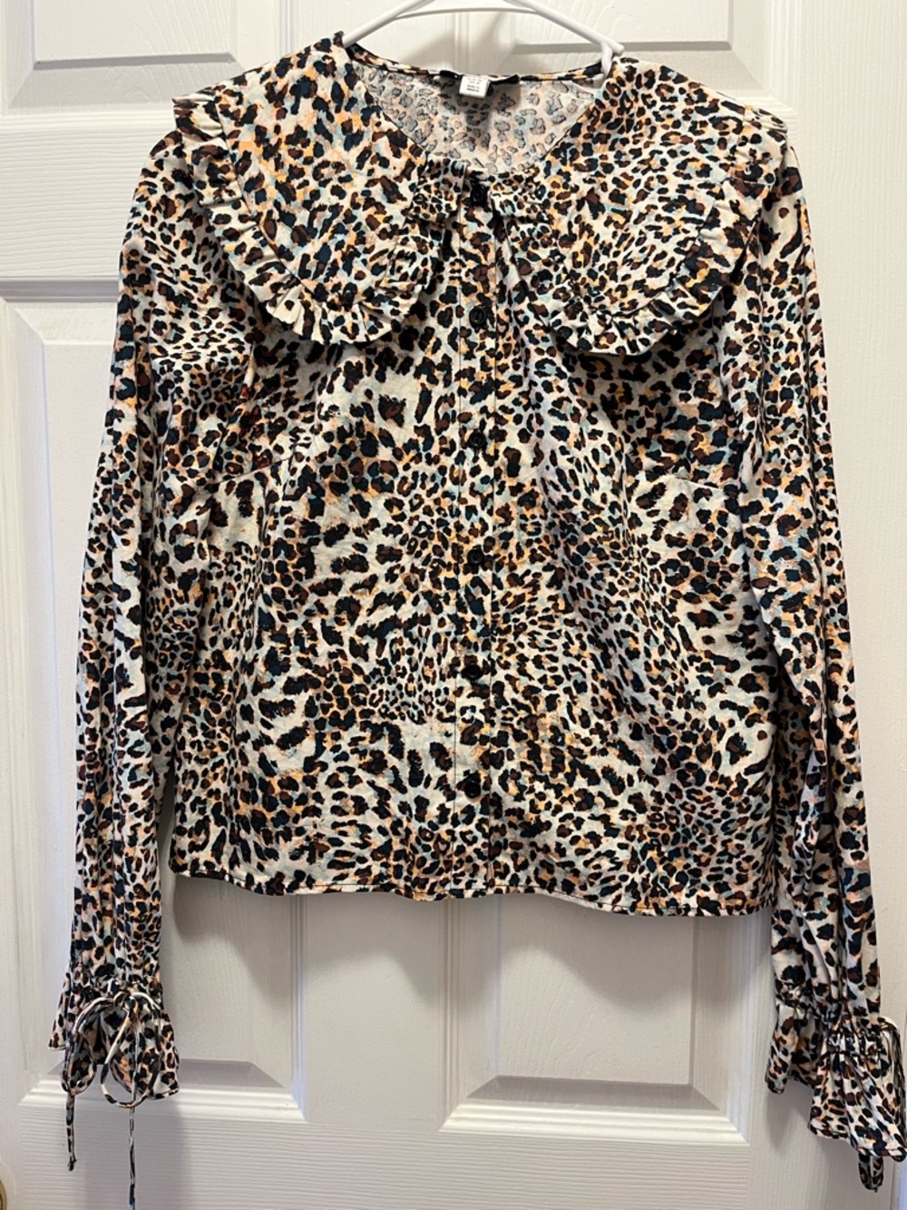 Topshop Leopard Peter Pan Collar Ruffle Blouse size 4 - Picture 10 of 15